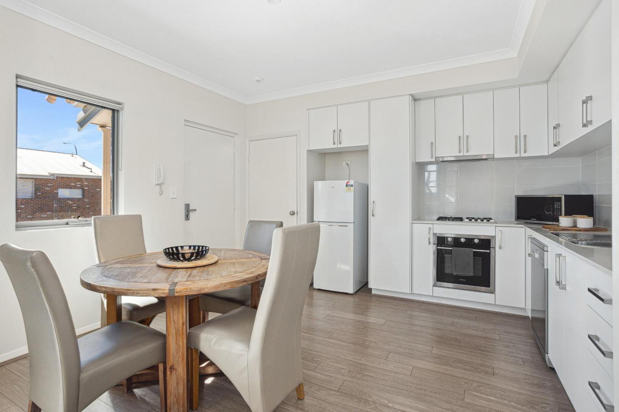 Tranquil Tree Views 2 Bedroom 2 Bathroom Apartment Perth Exteriör bild